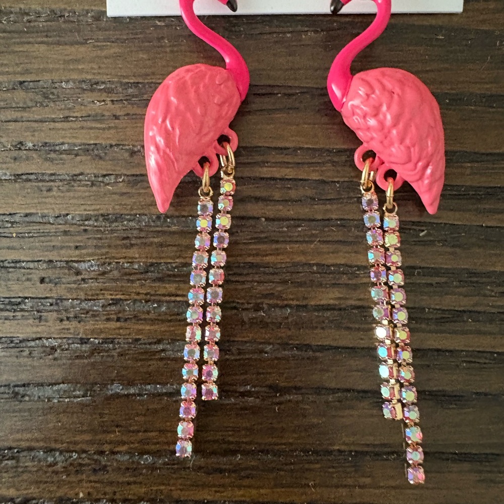 NEW Betsey Johnson Pink Flamingo Dangle Earrings - Picture 3 of 3
